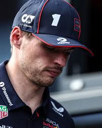 Great picture of Max Verstappen & Kelly Piquet. FIA F1 2024 Gala Awards  Ceremony 😍