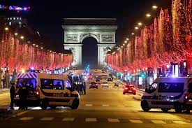 La france, офіціална назва французька републіка, фр. Vo Francii Novyj God Vstretili V Usloviyah Komendantskogo Chasa Rossijskaya Gazeta