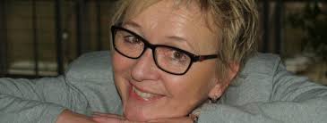 Bernadette Heim auf Sockensuche in Osthofen