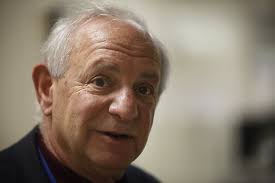 St. Luke's fiercely loyal S.F. clientele