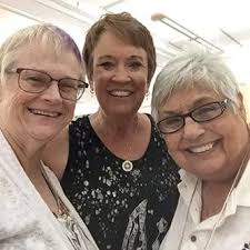 Giving Her Heart to God: Associate Lee Hemminger celebrates silver  anniversary