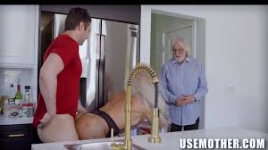 Free Use MYLF - Day of a Freeuse Mylf - XNXX.COM