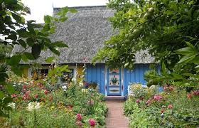Die seiten sind rote tupfen, wie die rückseite der tasche ist. Landhausgarten Lust Auf S Land Mit Flaechenlust Grunraumdesign