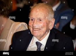 María inés hi-res stock photography and images