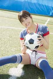 新井遥 ミスマガグランプリが 犬 水着に ヤンマガweb でコスプレ mantanweb まんたんウェブ 新井 水着 ヤンマガ