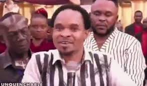 The whole country is mourning the passing. When you find out who it is, you  will cry…… 14:02:06