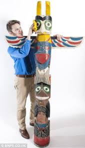 Native American Totem Pole Used As A Coat Stand For 30 Years Is Worth More Than 100 000 Daily Mail Online The first european explorers to the pacific northwest of north america observed totem poles and it is likely this art form has a long history dating back hundreds of years. daily mail