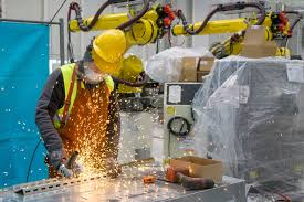 Umbau für den ID. AERO: Volkswagen Emden bereitet sich auf zweites  vollelektrisches Modell vor