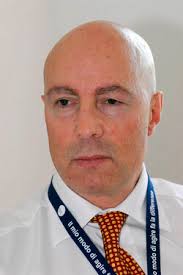 Ti-Press SA > Servizio 62628: Bellinzona: Dottor Gianfranco John Petri