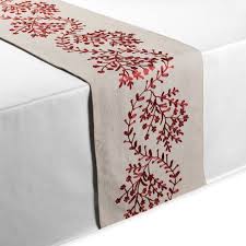 Salerno 100 Cotton Table Runner Bed Bath Beyond Linen Table Runner Table Runners Bed Bath And Beyond