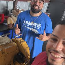 What Peterbilt or w900 cat or Cummins 13 or 18 speed black trucks are  available?