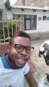 Harold Sandoval (@maneguccihumor)