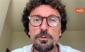 Alla scoperta di danilo toninelli: Gregoretti Danilo Toninelli E La Cronaca Di Una Figuraccia Tutto Cio Che E Accaduto In Aula Libero Quotidiano