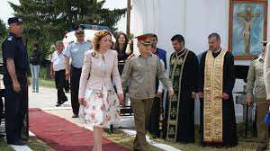 Carmen daniela dan ar urma să fie ministru de interne în guvernul grindeanu, anunță siteul dc news, citat de flux24.ro. Via Teleorman Cine Este Carmen Daniela Dan Cea Pe Care Liviu Dragnea O Trimite SÄ ConducÄ Internele Cu Suflet Èi Fermitate