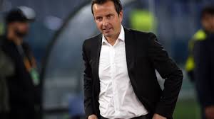 Ce dernier a tapé dans l'œil de l'asm et de l'ancienne légende. Ft9yweu0doq0om