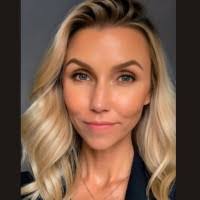 Jamie Appleton's Instagram, Twitter & Facebook