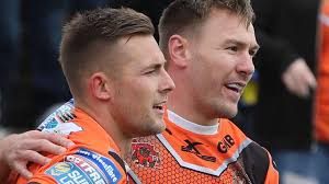 Andy Lynch: Castleford veteran prop to retire after 2017 season