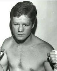 Before Freddie Roach became one of the greatest trainers of all time 😱⤵️