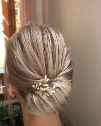 Tuto coiffure de soirée pour les fêtes de fin d'année ? Hairstyle 2019 Hairstyle Hairstylefancy Coiffure Cheveux Mi Long Cheveux Mariage Chignon Coiffure
