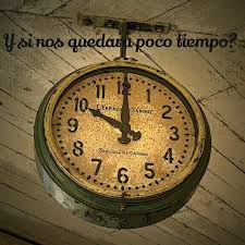 Si Nos Quedara Poco Tiempo Musica En Mi Wall Clock Clock Decor