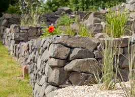 Was also tun, wenn das bedürfnis nach. Basalt Mauersteine Kaufen Werner Natursteine