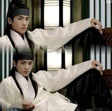 Zorii dreptatii 2016 film online subtitrat incepe în urma luptei titanice împotriva generalului zod, metropolis a fost distrus la sol și superman este cea mai controversată figură din lume. Hwarang Cavalerii Dreptatii Posts Facebook