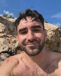 Arthur Morel's Instagram, Twitter & Facebook