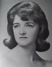 Darlene Halstead's Instagram, Twitter & Facebook