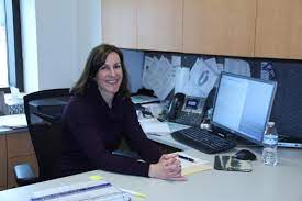See examples of financial advisor job descriptions and other tips to attract great candidates. Woods Segues Into Financial Aid Role Ivleader Com