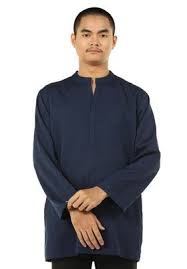 Pakaian tradisional kaum india perempuan salwar kameez. Emiir Kurta With V Neck From Ashura In Blue 1 Modest Wear Baju Melayu How To Wear