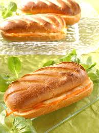Pains Viennois Au Saumon Fume Recette Saumon Fume Recettes De Cuisine Recette Facile