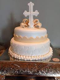 Maybe you would like to learn more about one of these? Pin De Fabiola De La Roca En Gobele Cupcakes Pasteles De Bautizo Pastel Primera Comunion Tortas De Comunion