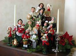 Shop wayfair for the best life size christmas carolers. Traditional Victorian Caroler Figurines In An Elegant Display Christmas Carolers Decorations Williamsburg Christmas Christmas Village Display