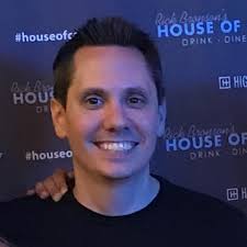 Ultimate Reality: A Challenge to the Materialist Paradigm : Shute, Rodger  Paul: Amazon.fr: Livres