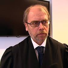 Statsadvokat uenig med Acta-grûnder