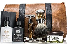 Board Men S Grooming Shaving Man Scapes Mensgrooming Mensgroomingproducts Mensgroomingspecialist Mensgroo In 2020 Vintage Shaving Shaving Set Mens Shaving Set
