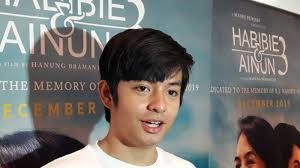 Noer dan diproduksi oleh starvision plus bekerjasama dengan wahana kreator. Benarkah Angga Yunanda Menjadi Kekasih Zara Jkt48 Setelah Syuting Film Dua Garis Biru Warta Kota