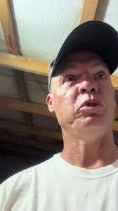 Chris Copas Pointing Capsule