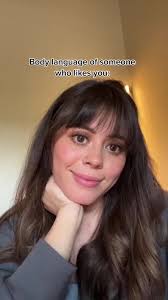 Body language of attraction #thegirlwhoanalyzes #psychology #bodylanguage  #attarction