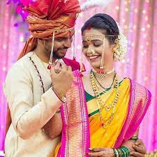 Happy First Anniversary Akshayagurav Bhushan Wedding Couple Pictures Couples Wedding Attire Indian Wedding Couple Photography