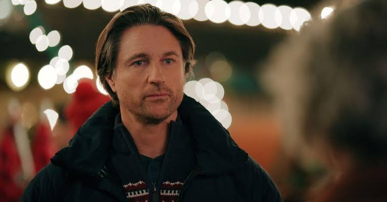 Virgin River' Star Martin Henderson: 5 Fast Facts