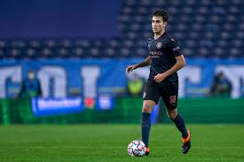 Barcelona got their second new player in the 2021 summer transfer market. Official Barcelona Confirm Signing Of Eric Garcia On A Bosman