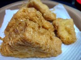( 10 biji ) 1/2 bungkus ayam kisar ramli 1 biji bawang besar (tumbuk) 3 ulas bawang putih (tumbuk) sedikit serbuk lada hitam n lada sula daun sup n daun bawang (agak2 la) garam dan gula secukup rass 2 biji telur minyak utk goreng 5 biji tauhu. Tauhu Sumbat Goreng Tepung