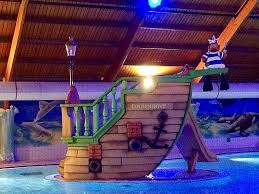 Familienurlaubstipp Landal Coldenhove In Eerbeek Mit Indoorspielplatz Hallenbad Minigolf Und Diversen Spielplatze Aus Familien Urlaub Familienurlaub Urlaub