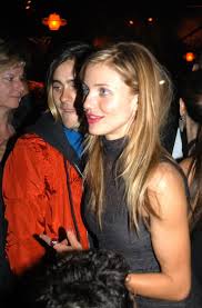 Ich liebe shannon , tomo und jared ganz besonders, ich hoffe das er für immer singebn wird und das die welt sein talent zu schätzen weis. Auf Twitter 9 Jared Leto Cameron Diaz 1999 2004