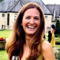 Holly Ballinger's Instagram, Twitter & Facebook