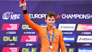 Dutch national team head coach gerben de knegt was baffled by the blunder. Van Der Poel Takes Fourth Cyclo Cross World Title