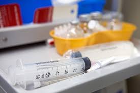 Prezentare generală vaccinul antigripal poate fi administrat și sub formă de spray nazal în locul metodei obișnuite de injecție. Criza Vaccinurilor Gripale Primele Doze Care Au Intrat In Farmaciile Din Romania S Au Epuizat Rapid Iar O NouÄƒ TranÈ™Äƒ Va Ajunge La Mijlocul Lunii Noiembrie De Ce Nu Pot Fi Suplimentate