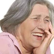 My husband and I went through the McDonald's driveway window and I gave the  cashier a $5 bill. Our total was $4.25, so I also handed her 25c. She said,  'you gave