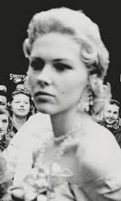 Terry Cork GRA 3515 Production Management II Spring 2011 When photos from  “The Americans” by Robert Frank, are first observe